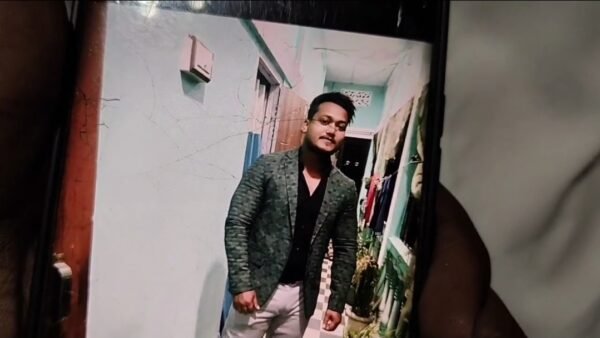 বীৰ লাচিত সেনাৰ কামৰূপ জিলাৰ মুখ্য সম্পাদক নিতু আহমেদ ওৰফে নিতু অসমকক গ্ৰেপ্তাৰৰ দাবী আন্তঃৰাষ্ট্ৰীয় হিন্দু পৰিষদ আৰু ৰাষ্ট্ৰীয় বজৰংগ দলৰ..